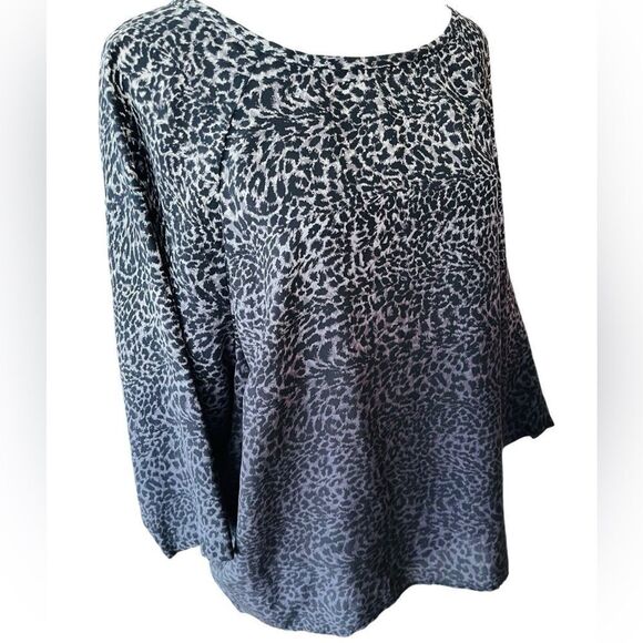 Joie Womens Snow Leopard Print 100% silk 
Top  Black White Ombre Size M. - Picture 5 of 7